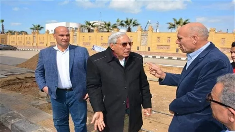 محافظ الدقهلية في جولة بشوارع المنصورة: رفع الإشغالات ونقل مكان الجراج متعدد الطوابق