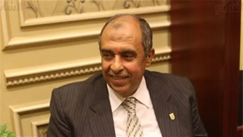 وزير الزراعة يحيل عددا من المسئولين إلى النيابة العامة والإدارية