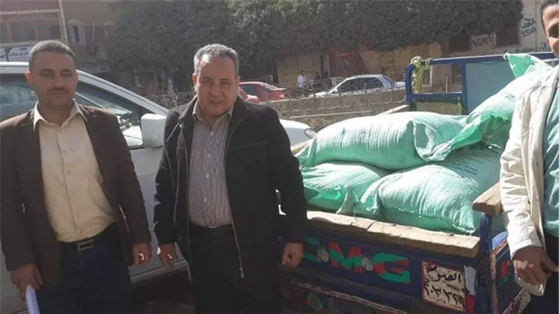 تموين الفيوم.. ضبط ٦٠٠ كيلو دقيق مدعم قبل تهريبه للسوق السوداء  