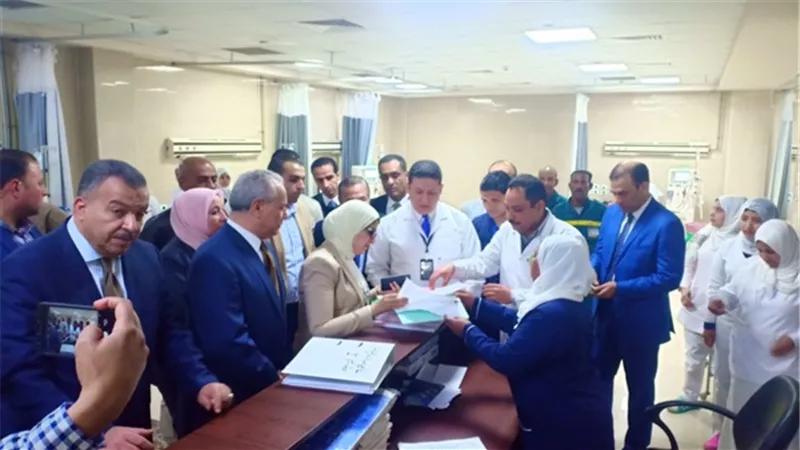  خلال زيارتها لمستشفى ارمنت بالأقصر: وزيرة الصحة تشيد بالخدمة الطبية المقدمة للمرضى