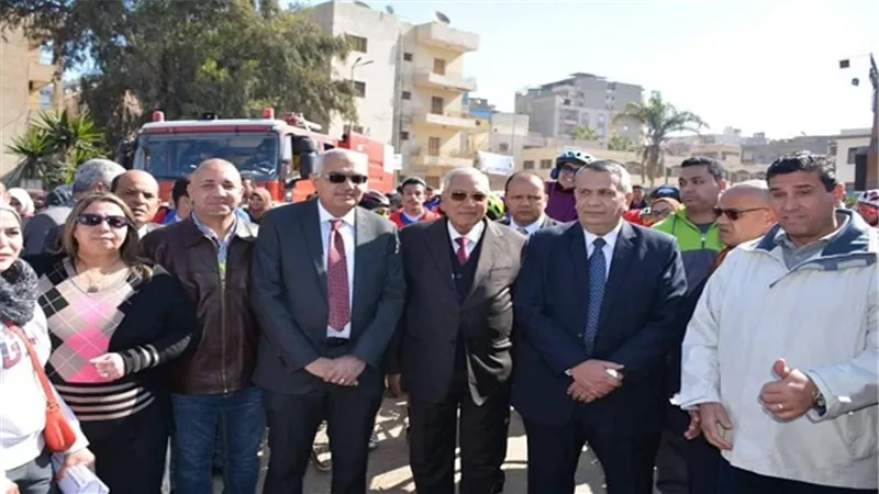 بالصور.. شاروبيم وعبد الباسط يطلقان إشارة البدء لماراثون الدراجات بمهرجان 800 سنة منصورة