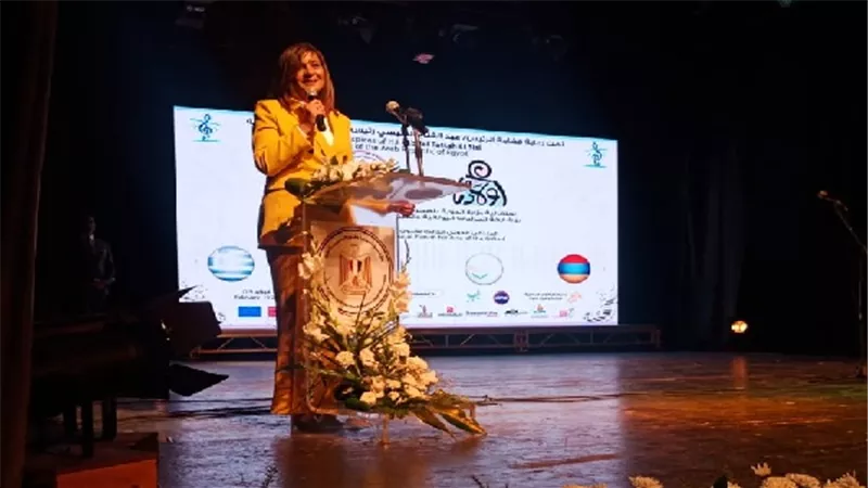 وزيرة الهجرة: نقول للإرهاب إننا مستمرون رغم كل شيء