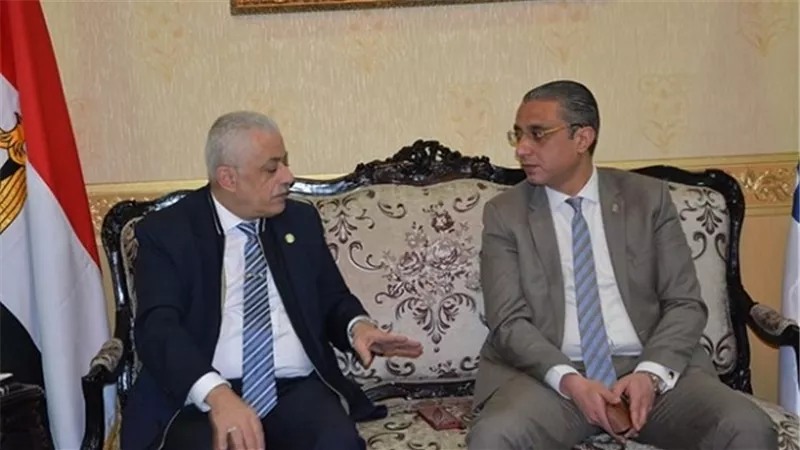 وزير التربية والتعليم بسوهاج في زيارة تفقدية لمدارس المحافظة