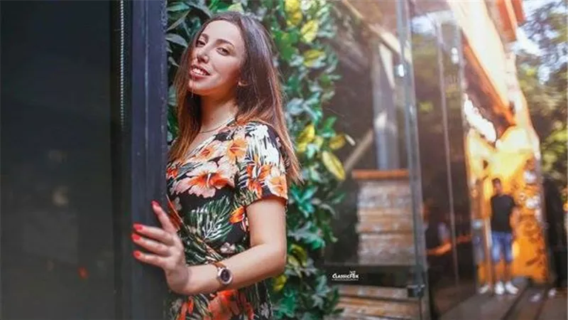 التونسية رحمة بو علي تصدر ألبومًا غنائيًا من القاهرة