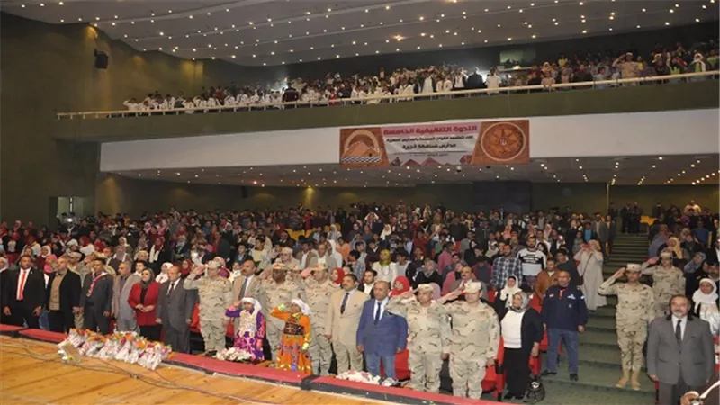 بالتعاون مع وزارة التربية والتعليم القوات المسلحة تنظم ندوة تثقيفية لعدد من مدارس محافظة الجيزة