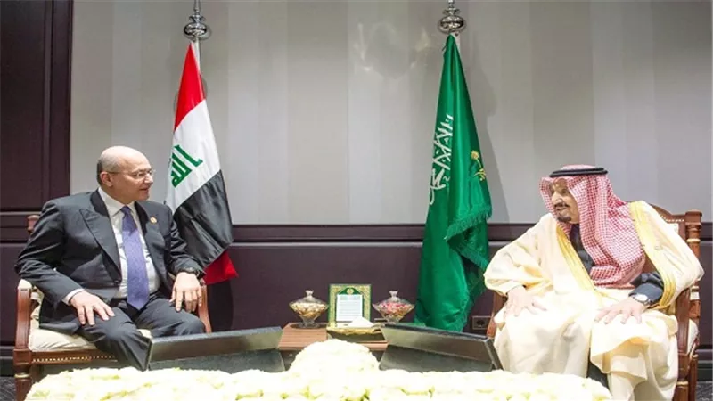 نشاط مكثف لخادم الحرمين الشريفين على هامش القمة العربية الأوروبية بشرم الشيخ