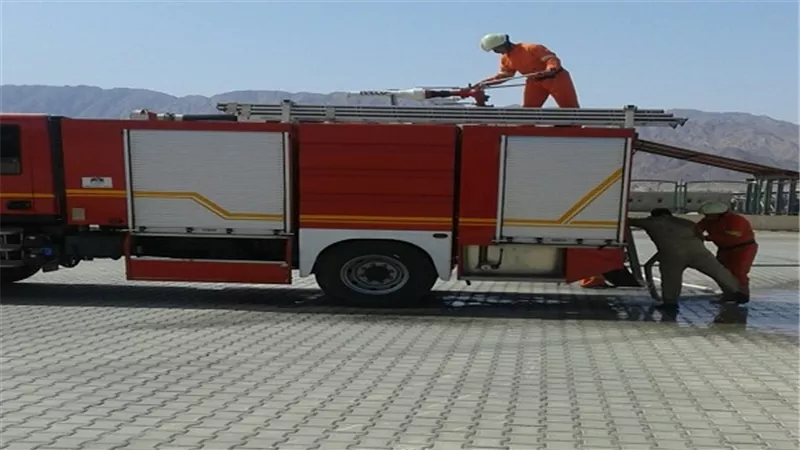 البحر الاحمر: اندلاع حريق فى ميناء نويبع.. والحماية المدنية تنجح فى اخماده 