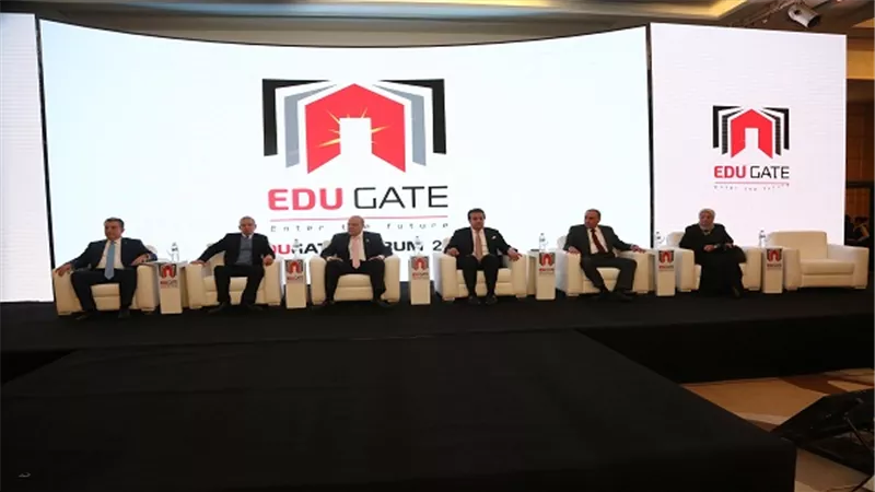 وزير التعليم العالي يشهد افتتاح الملتقى التعليمي لاتحاد الجامعات العربية