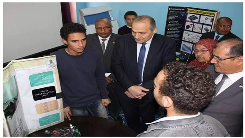 مدير تعليم القاهرة يفتتح قاعة البحث العلمي في اليوم السنوى لمبتكري طلبة تعليم القاهرة