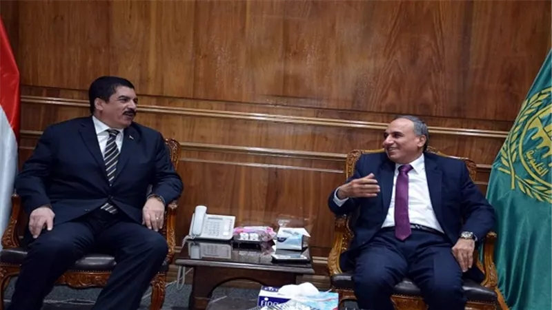 محافظ القليوبية يستقبل نقيب الصحفيين ويؤكد الصحافة هي اللسان الناطق والمعبر عن كافة الاحداث