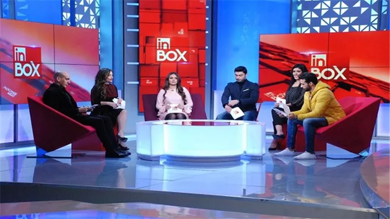 مقدمو برنامج 