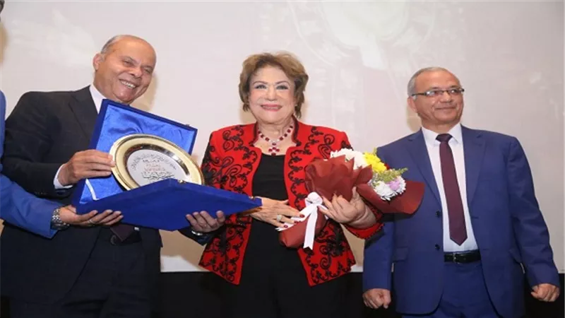 بالصور.. تكريم سمحية أيوب في مهرجان الشروق الرابع بحضور نجوم الفن  
