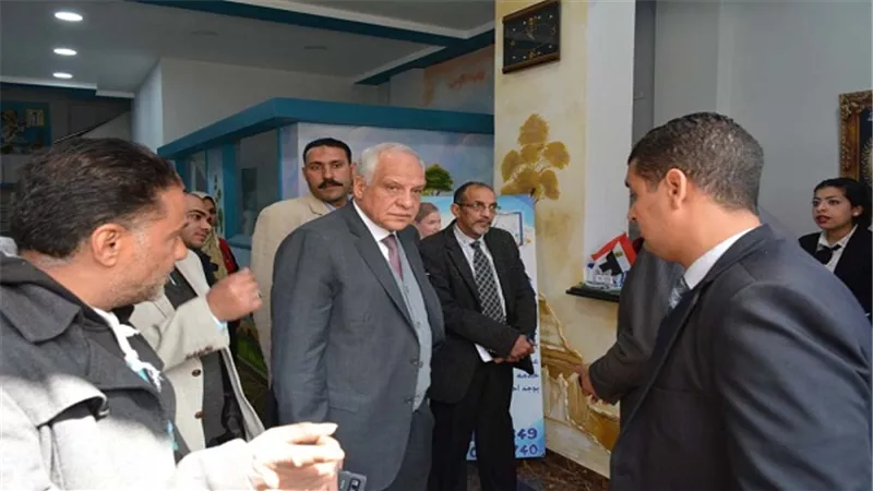 محافظ الجيزة يتفقد حملة 100 مليون بشارع المطار والاقصر بأمبابة
