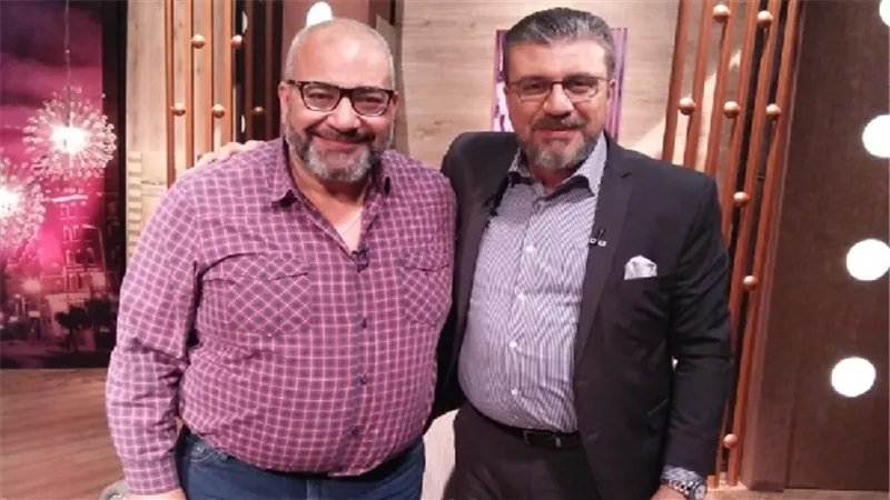 الليلة..  بيومى فؤاد يكشف أسرار نجاح فيلم نادى الرجال السرى مع عمرو الليثى