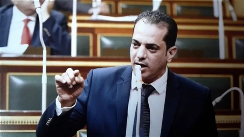 برلمانى يطالب باقالة رئيس شركة مساهمة البحيرة