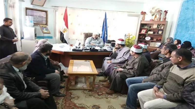 وكيل أوقاف السويس يعقد اجتماعا لمناقشة مشاكل الموظفين 