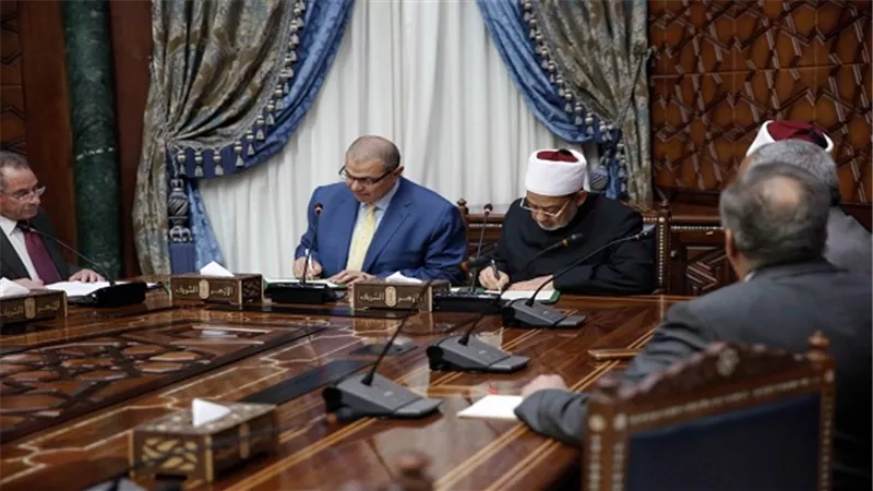 الإمام الأكبر ووزير القوى العاملة يوقعان بروتوكول تعاون لتدريب طلاب الأزهر على المهارات اللازمة لسوق العمل