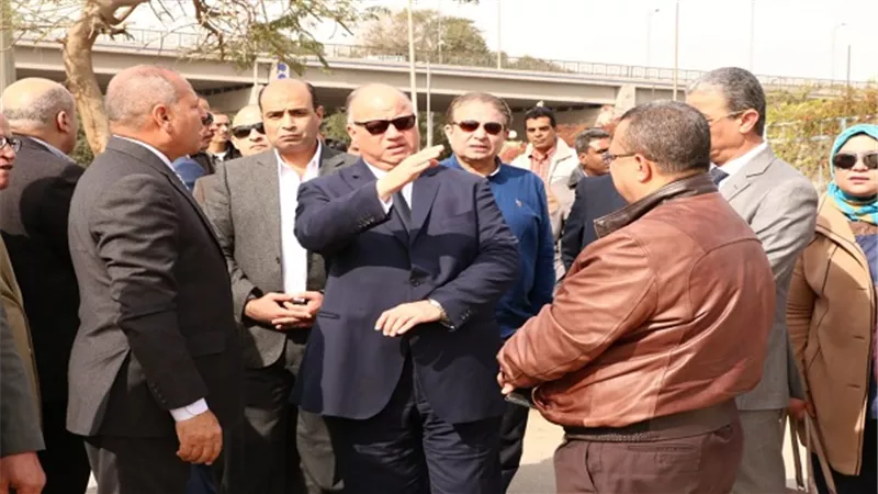 جولة تفقدية لمحافظ القاهرة بمحيط منطقة الاستاد