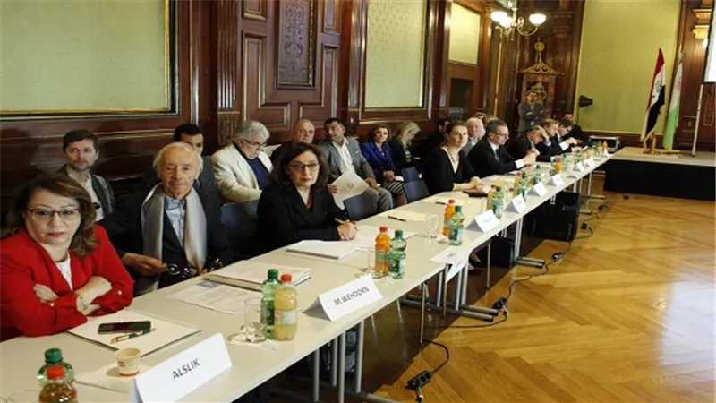 إعادة إعمار العراق على طاولة 70 من المسؤلين ورجال الأعمال في فيينا