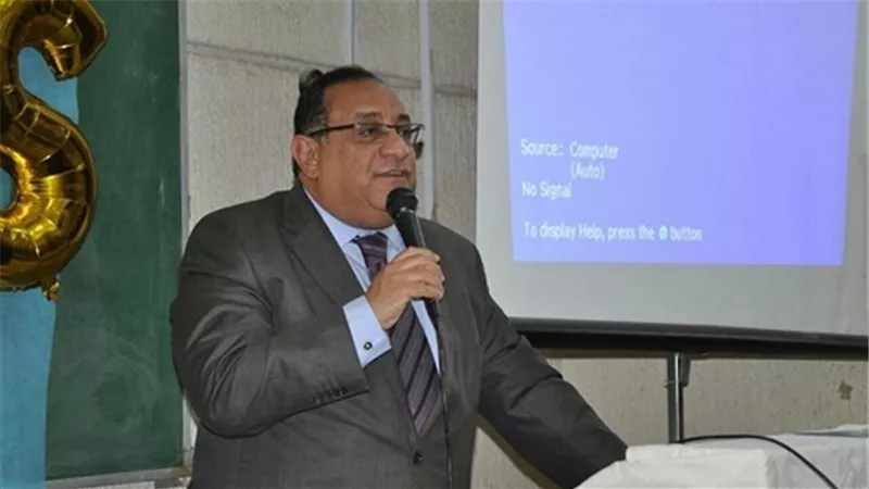 مناقشة دور الخدمة الإجتماعية في إعادة بناء الشخصية المصرية بجامعة حلوان
