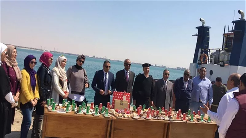 بالصور.. قطاع موانئ السويس يكرم الامهات المثاليات تقديرا لدورهن فى بناء المجتمع