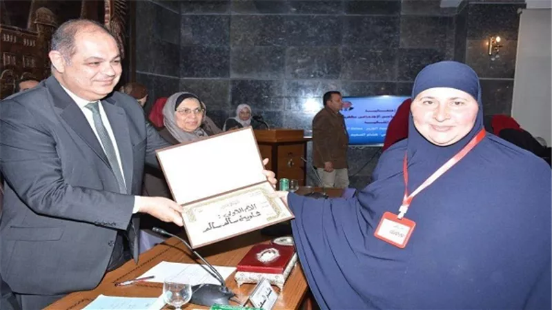 بالأسماء.. محافظ الغربية يكرم عدد من الأمهات المثاليات بالمحافظة