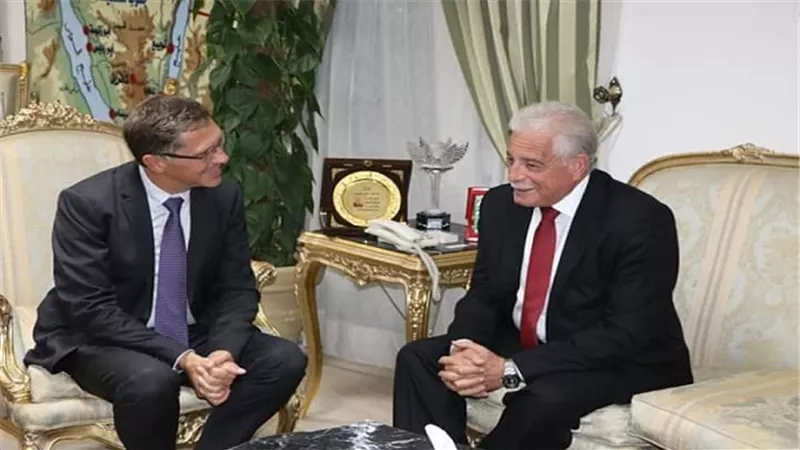 محافظ جنوب سيناء يستقبل القنصل الفرنسي
