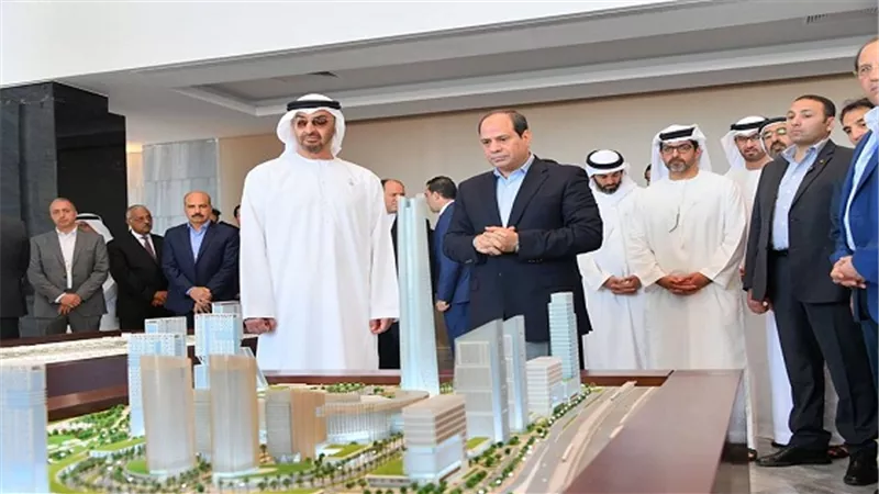الرئيس السيسي في جولة تفقدية بمدينة العلمين الجديدة مع ولى عهد أبو ظبى 
