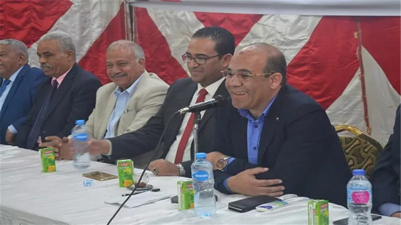 بالصور.. مستقبل وطن ينظم مؤتمرا جماهيريا بمنطقة الغريب لحث السوايسة بالمشاركة فى الاستفتاء