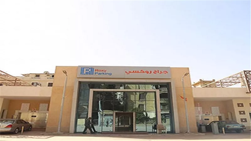 محافظ القاهرة يتفقد جراج روكسي