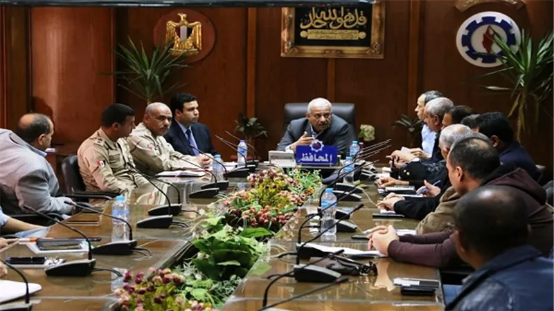 متابعة أعمال تطوير طرق 