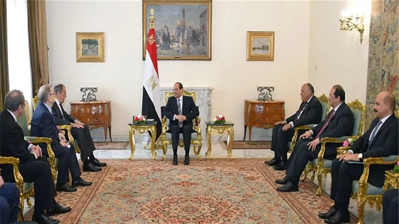 الرئيس السيسي يستقبل وزير الخارجية الروسي