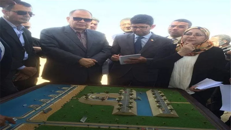 محافظ الفيوم ولجنة مجلس الوزراء يتفقدان مشروع تطوير بحيرة قارون 