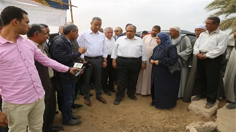 وزير الزراعة يختتم جولته في سوهاج بزيارة مشروع تطوير الري الحقلي بقرية أولاد ابوغريب