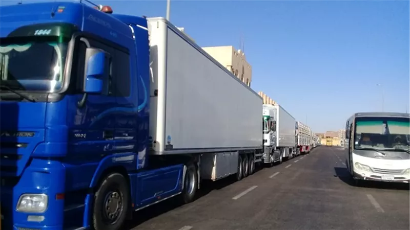 تداول 533 شاحنة بضائع و59 سيارة بموانىء البحر الاحمر