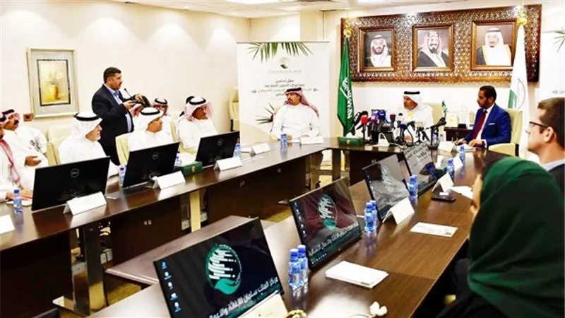 6500 طن تمور مساعدات سعودية لـ 43 دولة