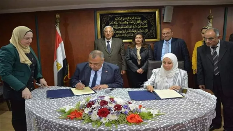 توقيع بروتوكول التعاون بين الغرفة التجارية بالدقهلية والمعهد العربي لأعداد القيادات 
