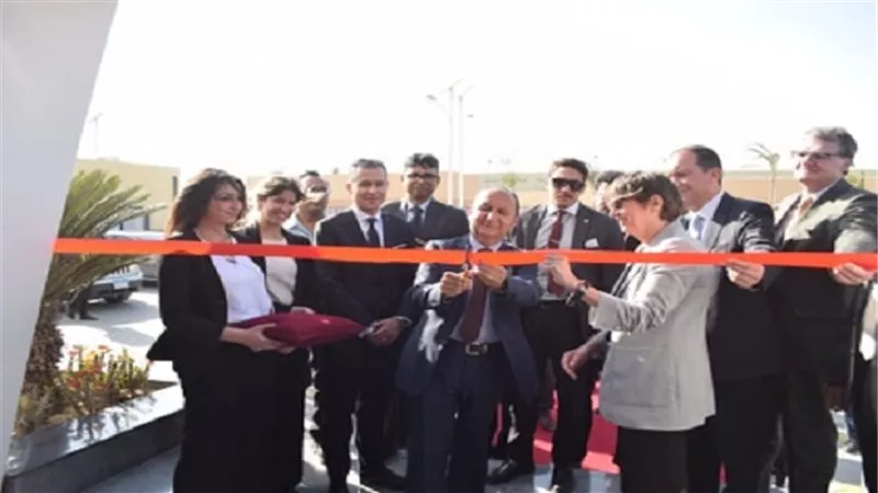 وزير التجارة والصناعة يفتتح احدث مصنع لتصنيع منتجات التعبئة والتغليف
