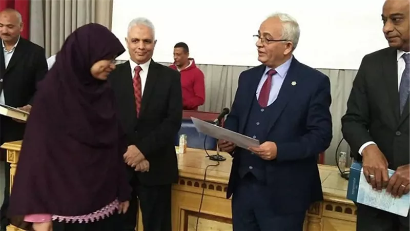 فوز طالبة بالسويس بالمركز الثانى جمهوريه فى مسابقة لحفظ القرآن الكريم