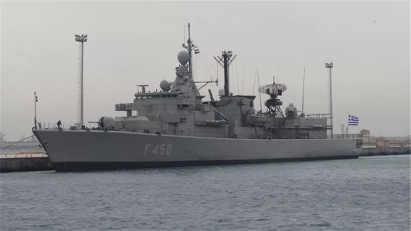 إنطلاق  التدريب البحرى الجوى المشترك 
