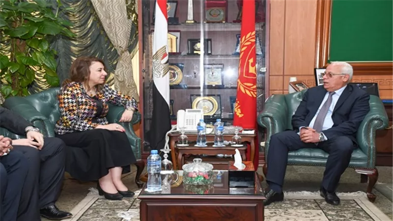 وفد وزارة التخطيط في زيارة إلى محافظة بورسعيد لتفقد عدد من المراكز التكنولوجية بأحياء المحافظة