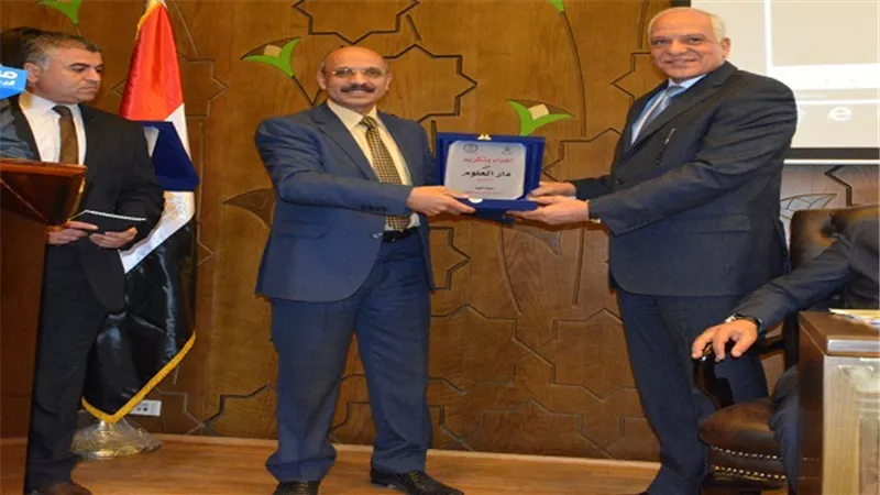 محافظ الجيزة: تعليم 1000 شاب أفريقى اللغة العربية بجامعة القاهرة