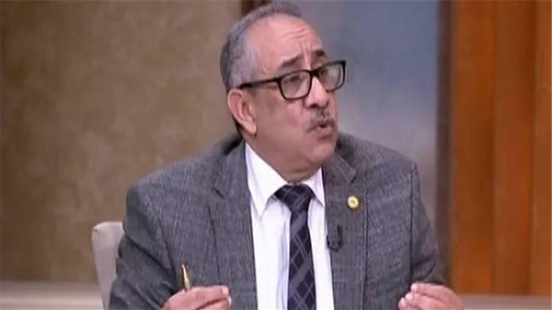 نائب السويس: سوف اتقدم بطلب احاطة لكشف مخالفات وزارة التابلت