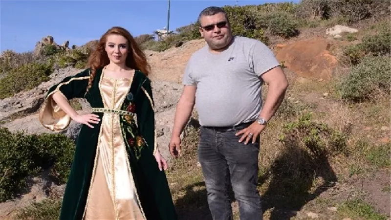 بالصور.. زكي بُملال يطرح مجموعة 