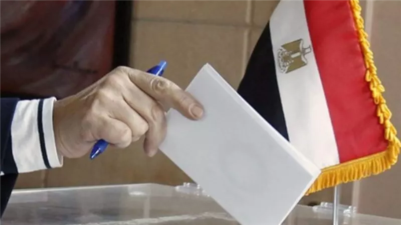 لا يفوتك| معلومات هامة عن الاستفتاء على الدستور..  61 مليونا و344 ألفا و503 في الطوابير.. وهذه أماكن الإقتراع في الخارج 