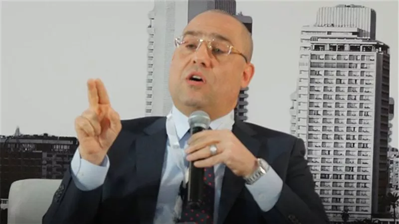 وزير الإسكان: تنفيذ 5 مشروعات لمياه الشرب والصرف الصحى بمحافظة القليوبية 