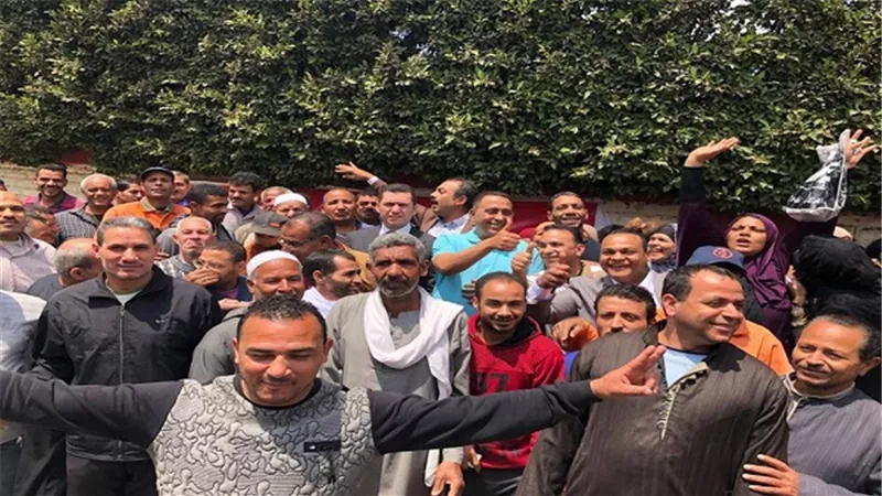 وكيل لجنة الصناعة بالبرلمان: نحن في ظروف استثنائية وسعيد بالإقبال الكبير علي الاستفتاء