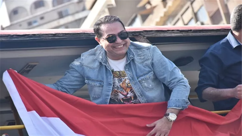على طريقة ميسي ورونالدو.. 
