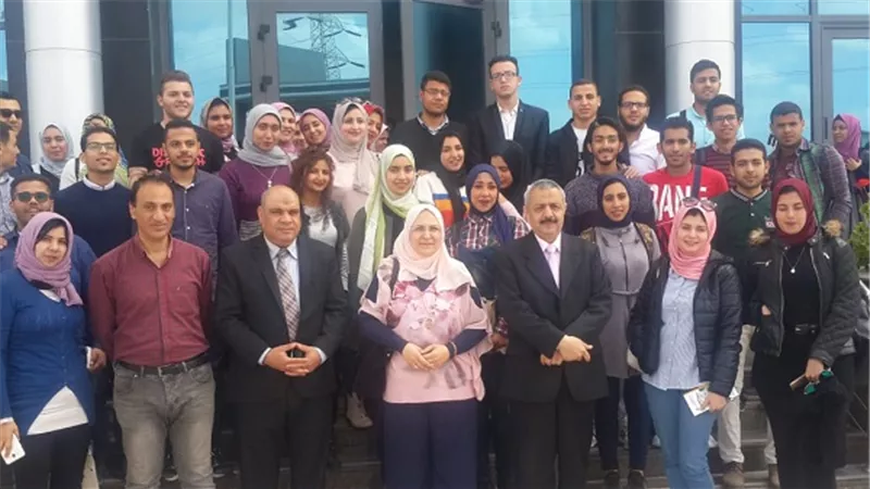انطلاق الفوج الأول من شباب جامعة المنصورة لزيارة  شركة اثيدكو ومكتبة الاسكندرية