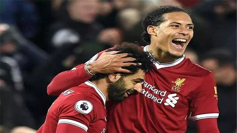 فان دايك يخلف محمد صلاح ويتوج بجائزة أفضل لاعب في البريميرليج